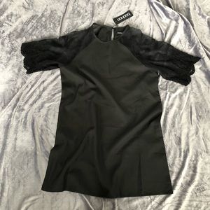 Black Loose Mini Dress, Lace Sleeve.